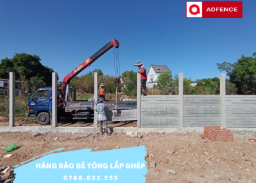 Hàng Rào Bê Tông Đúc Sẵn – Giải Pháp Xây Dựng Tiết Kiệm & Hiện Đại