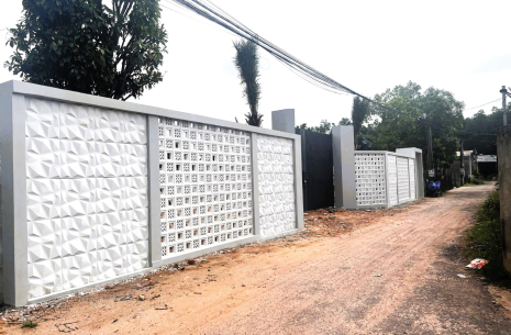 THI CÔNG TƯỜNG RÀO LẮP GHÉP KHU NGHĨ DƯỠNG 