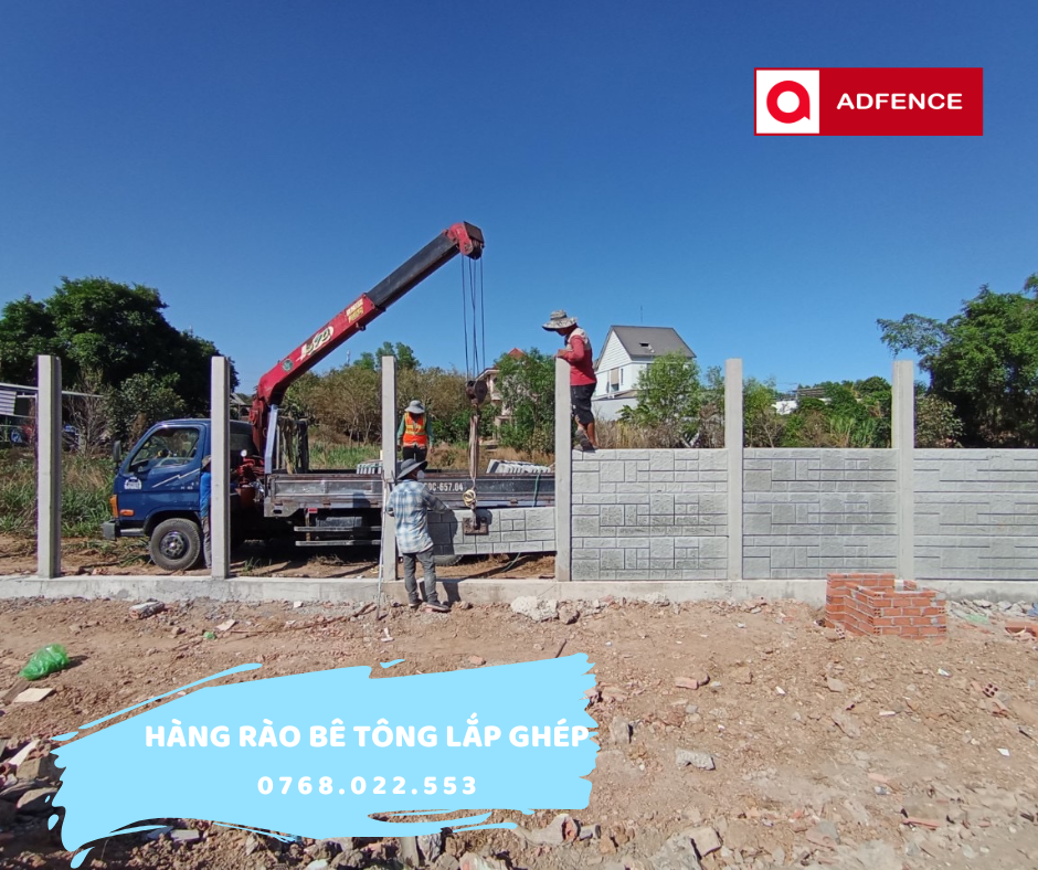 Lắp panel hàng rào lắp ghép